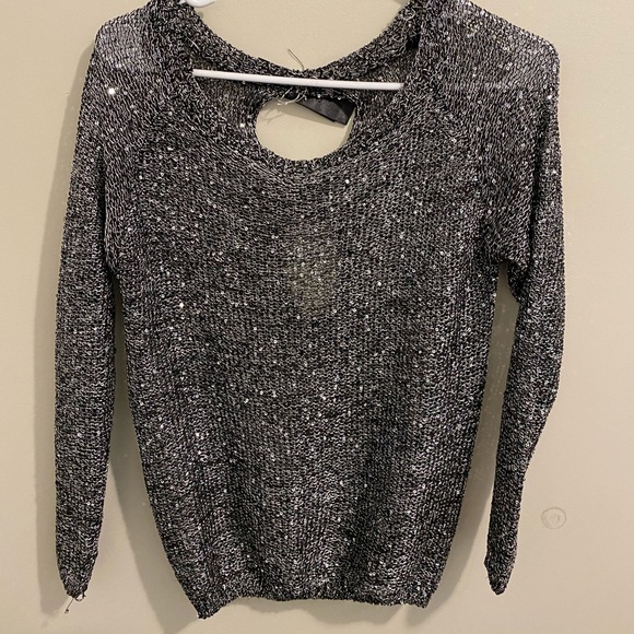 Clothes - Picture 3 of 5